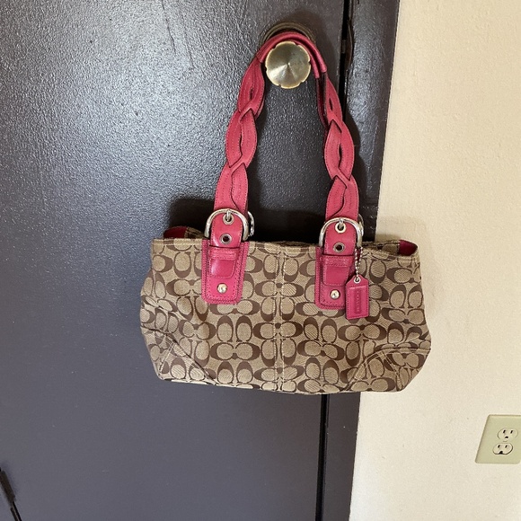 Coach purse - Picture 1 of 3